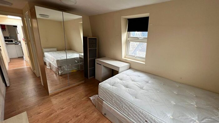 3 Bedroom Terraced House To Rent In Colet Gardens, London, W14