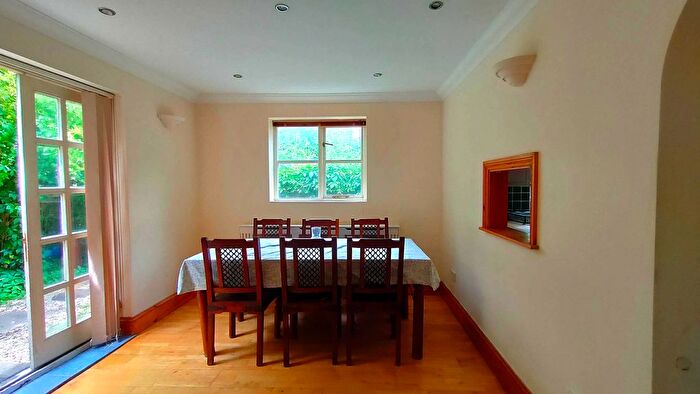 4 Bedroom Detached House To Rent In Borgard Road, Woolwich, SE18