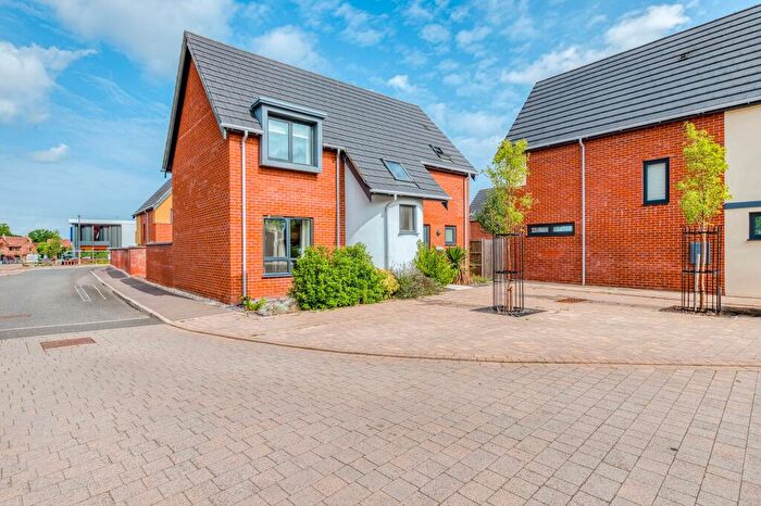 3 Bedroom Detached House For Sale In Goodson Road, Sprowston, NR7