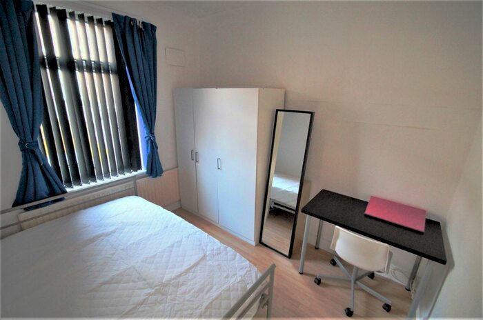 3 Bedroom Terraced House To Rent In Monks Road, Coventry, CV1