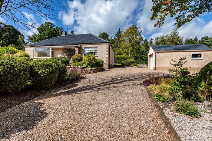 3 Bedroom Detached Bungalow For Sale In Broadacres, Mountaincross, West Linton, EH46