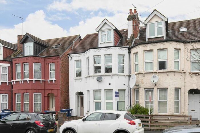 1 Bedroom Flat To Rent In Ash Grove, London, NW2