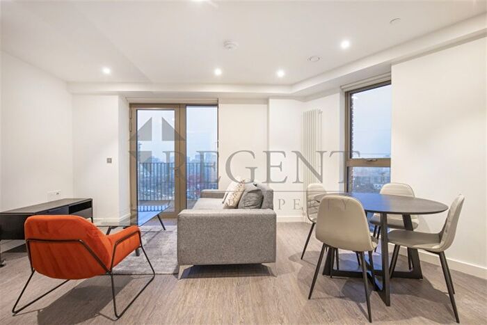 1 Bedroom Flat To Rent In Royal Docks West, Western Gateway, E16