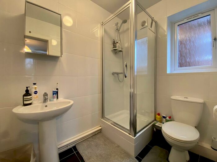 2 Bedroom Apartment To Rent In Lancaster Road, Didsbury, Manchester, M20