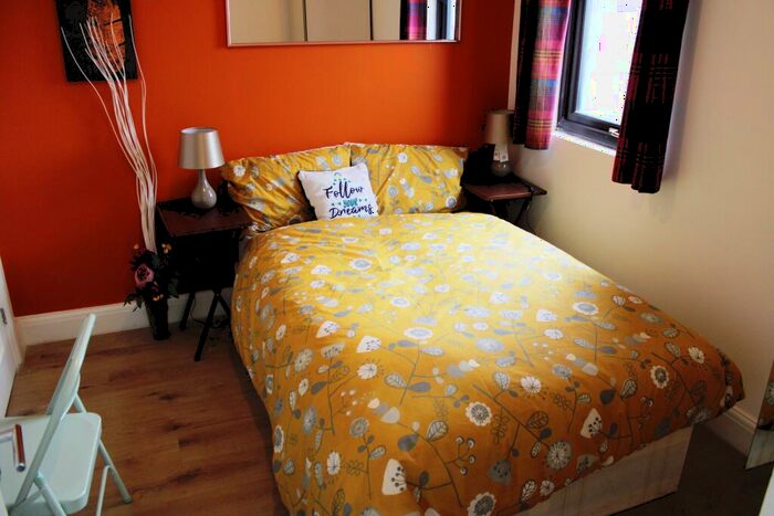 Studio To Rent In St. Marys Road, Ilford, IG1