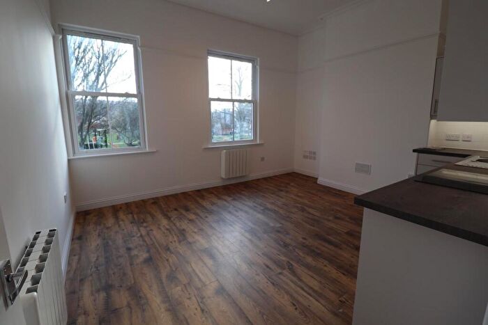 2 Bedroom Flat To Rent In Lancaster Road, Leicester, LE1