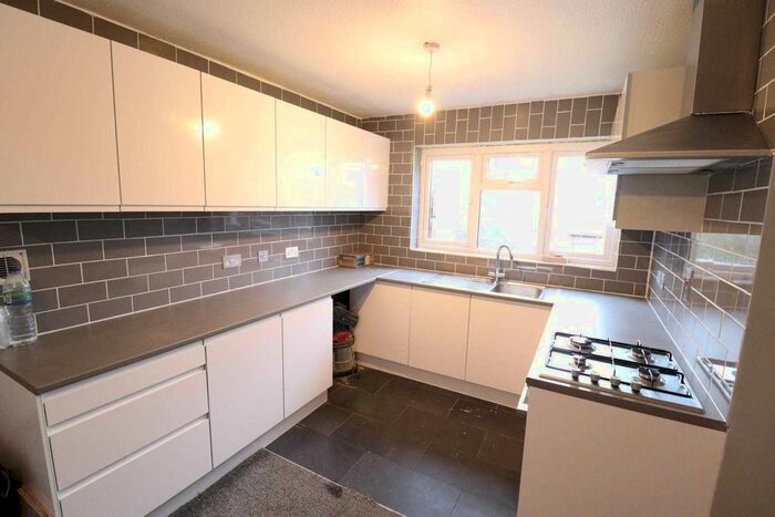 3 Bedroom Semi-Detached House To Rent In Cotswold Way, High Wycombe HP13
