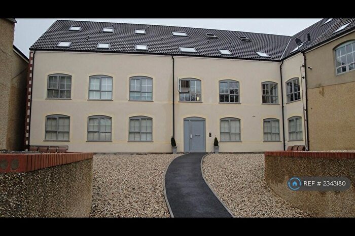 2 Bedroom Flat To Rent In Fountain Mill, Bristol, BS5