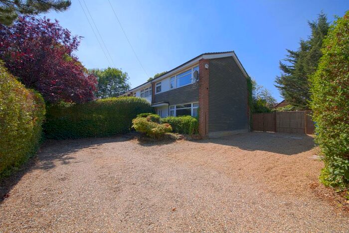 3 Bedroom Semi-Detached House To Rent In The Croft, Maidenhead, SL6