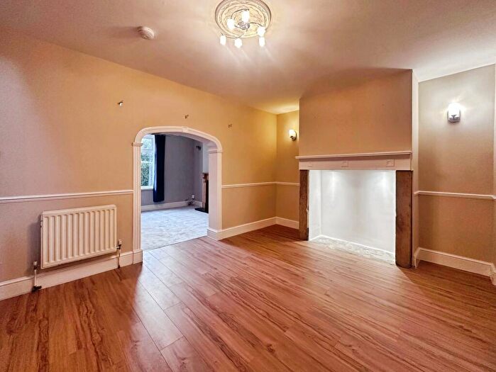 3 Bedroom Terraced House For Sale In Coronation Street, Ryton, NE40