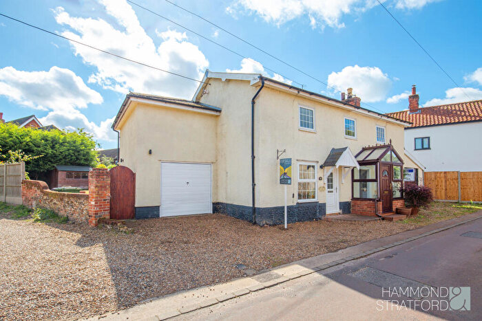 3 Bedroom Semi-Detached House For Sale In Gallants Lane, East Harling, NR16