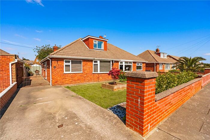 3 Bedroom Semi-Detached Bungalow For Sale In Pearson Road, Cleethorpes, DN35