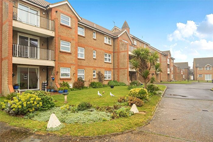 2 Bedroom Flat For Sale In The Gilberts, Sea Road, Rustington, Littlehampton, BN16
