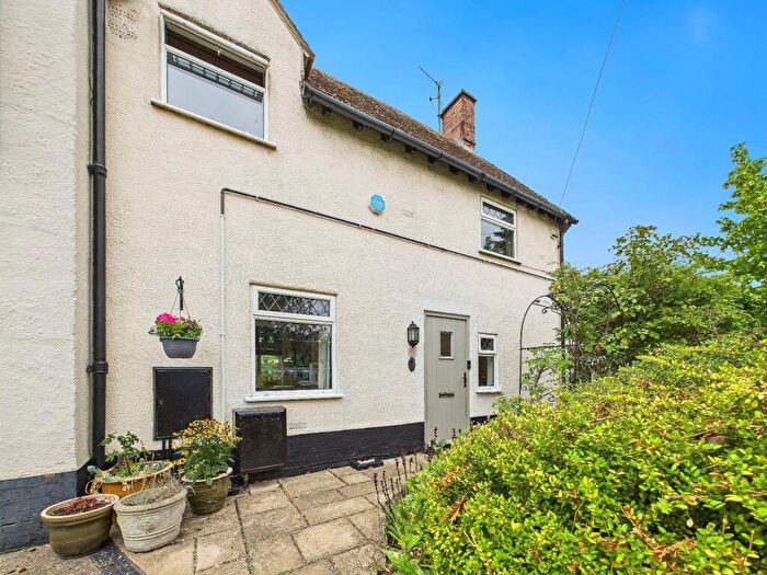 3 Bedroom Semi-Detached House For Sale In Great North Road, Eaton Socon, St. Neots, PE19
