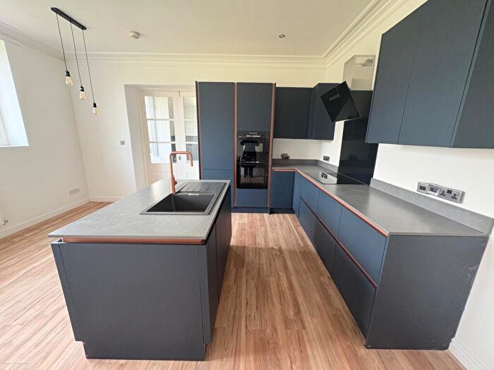 2 Bedroom Apartment To Rent In Seafarers Drive, Woolton., L25