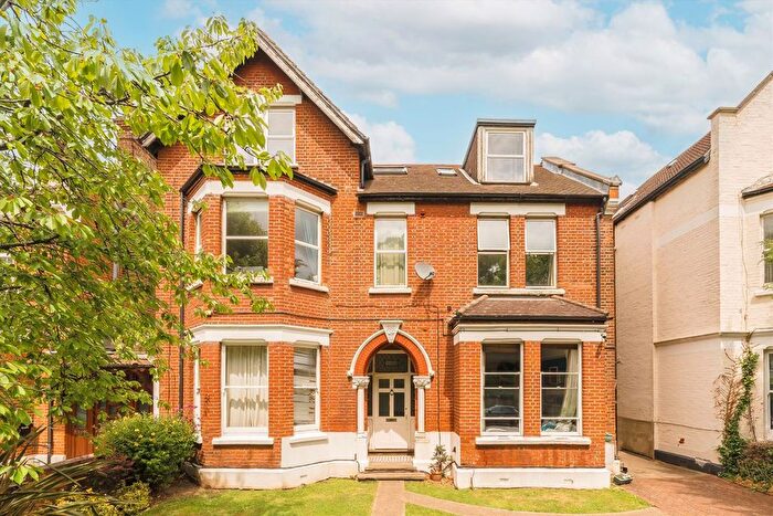 1 Bedroom Flat To Rent In Woodville Gardens, Ealing, W5