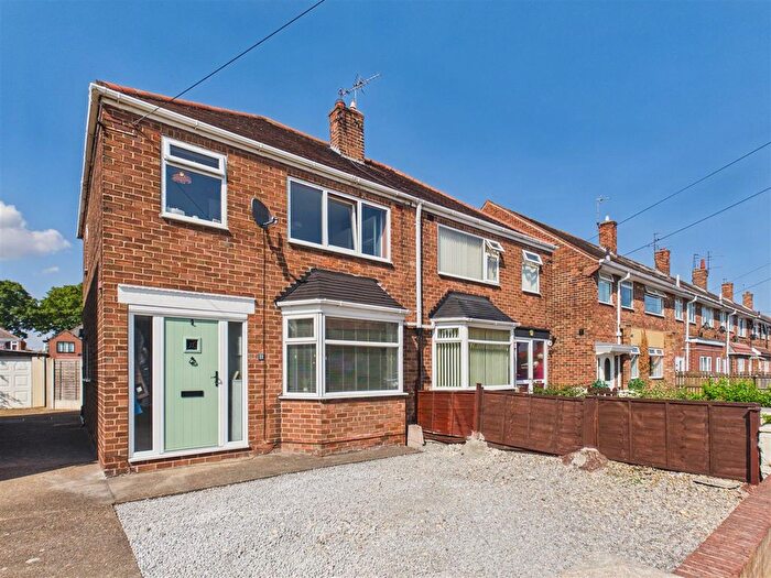 3 Bedroom Semi-detached House For Sale In Gisburn Road, Hessle, HU13