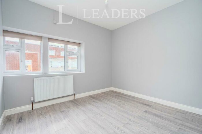 Apartment To Rent In Above Bar Street, Southampton, SO14