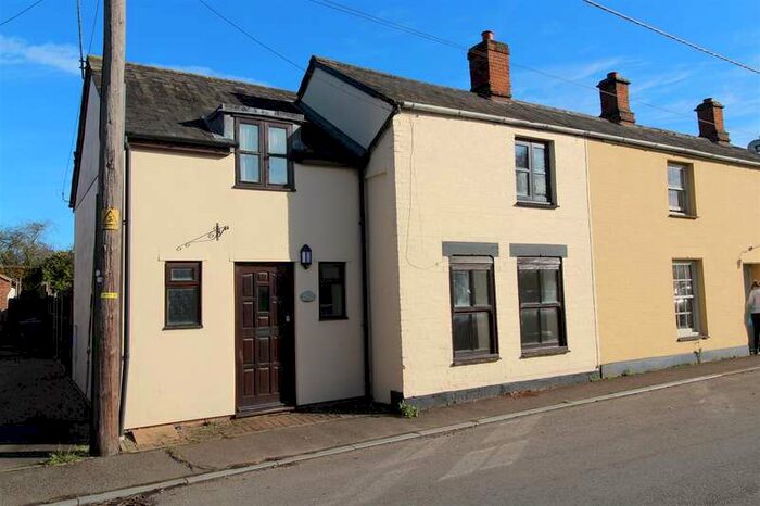 4 Bedroom Semi-Detached House For Sale In Up Street, Bury St. Edmunds, IP31