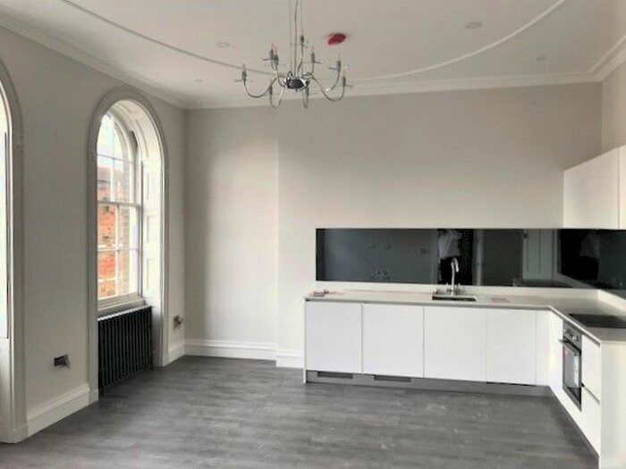 2 Bedroom Flat To Rent In Hassett Road, Homerton, E9