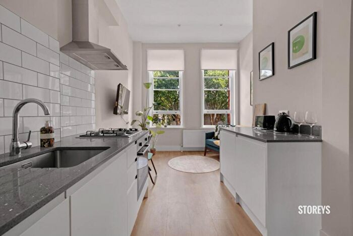 1 Bedroom Apartment To Rent In Shoreditch High Street, Shoreditch, E1