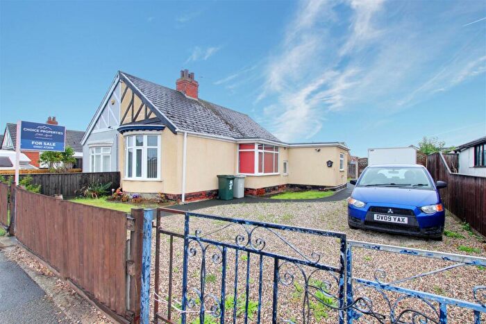 2 Bedroom Semi-Detached Bungalow For Sale In Seacroft Road, Mablethorpe, LN12