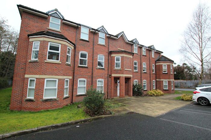 2 Bedroom Flat To Rent In The Ridings, Oxton, Birkenhead, CH43