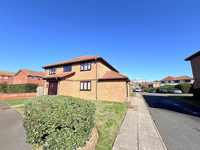 1 Bedroom Flat For Sale In The Boundary, Seaford, BN25