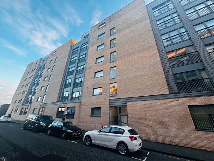 2 Bedroom Flat To Rent In Bell Street, Glasgow, Glasgow, G4