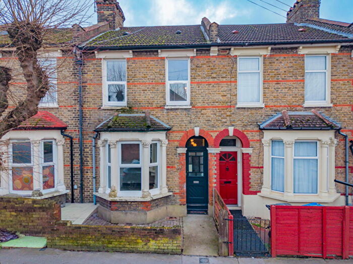 3 Bedroom Terraced House For Sale In Boston Road, Croydon, CR0