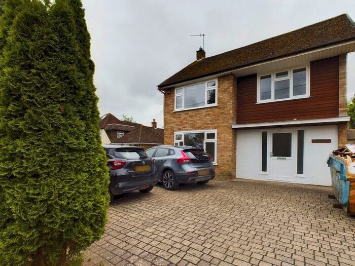 4 Bedroom Detached House To Rent In Timberdowne, Bangors Road North, Iver, SL0