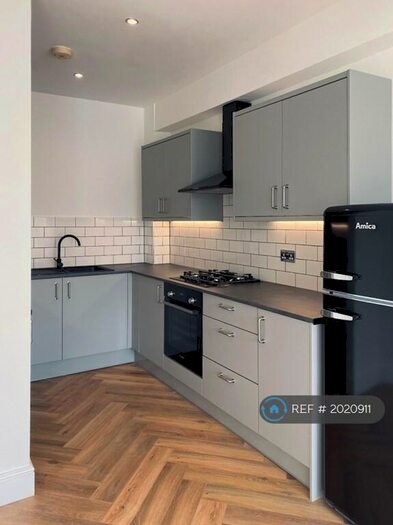 1 Bedroom Flat To Rent In The Warehouse, London, N14