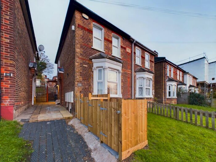 1 Bedroom Maisonette To Rent In Flat Hughenden Road, High Wycombe, HP13