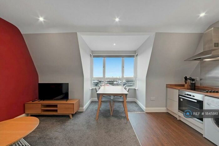 1 Bedroom Flat To Rent In Waveney Road, Lowestoft, NR32