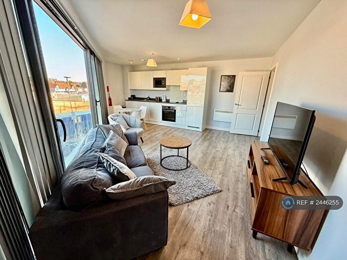 2 Bedroom Flat To Rent In Park Works, Birmingham, B12