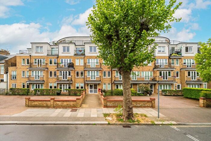 1 Bedroom Flat To Rent In Malvern Road, Kilburn Park, NW6