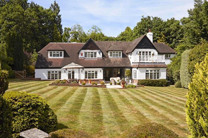 5 Bedroom Detached House To Rent In Park Lane, Ashtead, Surrey, KT21