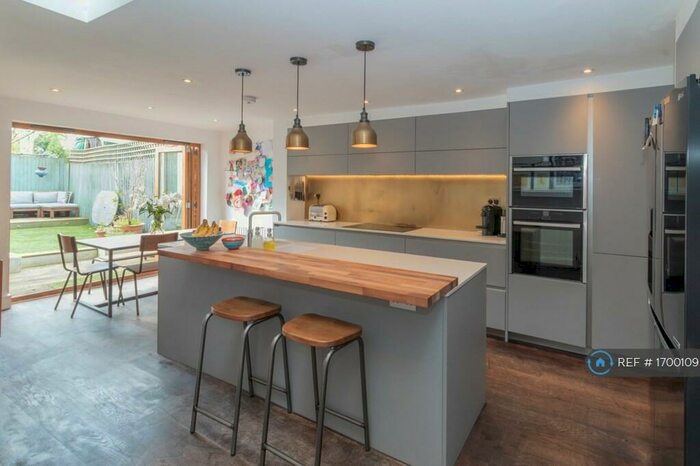 3 Bedroom Terraced House To Rent In Harberson Road, London, SW12