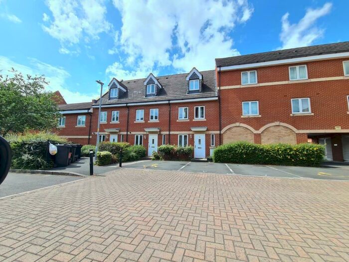 3 Bedroom Terraced House To Rent In Churchward, Swindon, SN2