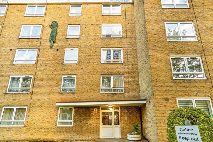 1 Bedroom Flat For Sale In Altyre Road, Croydon, CR0