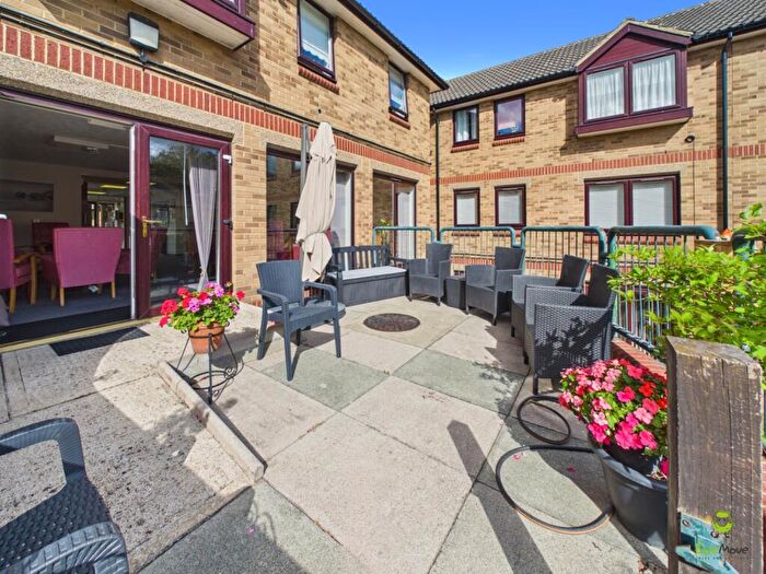 1 Bedroom Retirement Property For Sale In Miller Court, Mayplace Road Eastreet, Bexleyheath, Kent, DA7