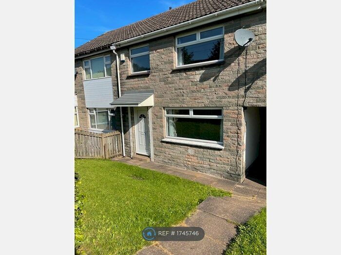 3 Bedroom Terraced House To Rent In Beechwood Road, Stocksbridge, Sheffield, S36