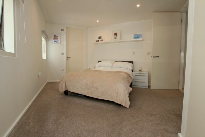 1 Bedroom Flat To Rent In Canal Street, Nottingham, NG1