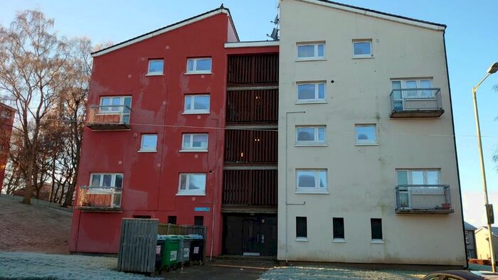 2 Bedroom Flat To Rent In Primrose Place, Tulloch, Perthshire, PH1