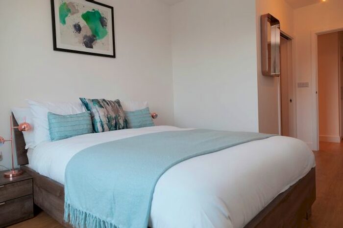 2 Bedroom Flat To Rent In Station Road, London, SE13