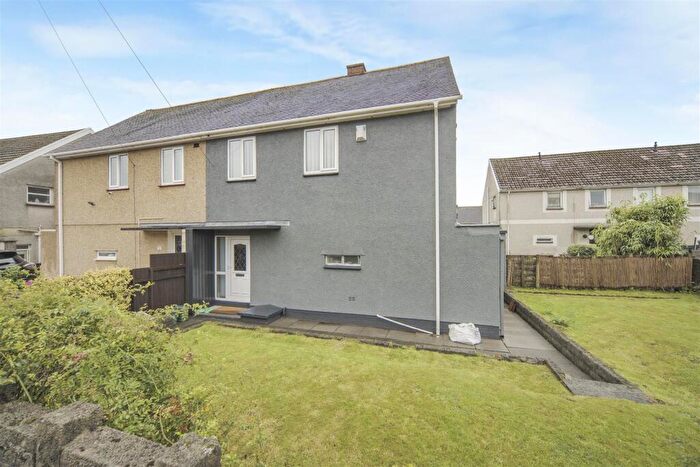 3 Bedroom Semi-Detached House For Sale In Penderry Road, Penlan, Swansea, SA5