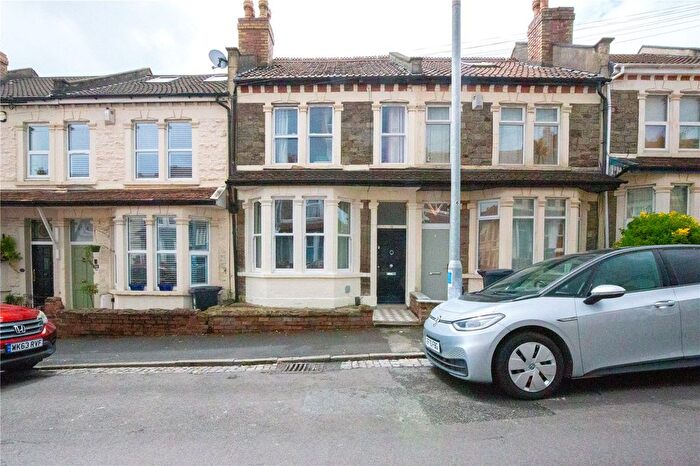 3 Bedroom Terraced House For Sale In Boston Road, Bristol, BS7