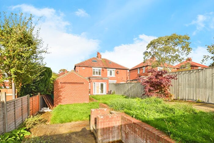 3 Bedroom Semi Detached House For Sale In Hawthorn Avenue, Billingham, TS23