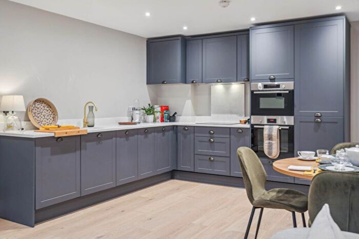 1 Bedroom Apartment For Sale In West Street, Marlow, SL7