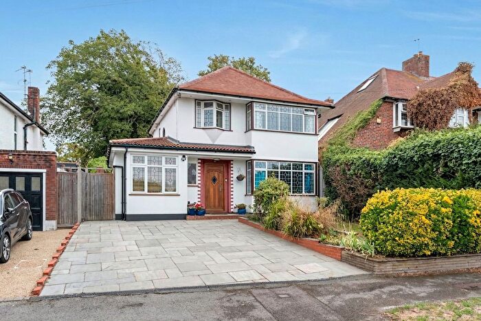 4 Bedroom Detached House For Sale In Carlisle Road, Cheam, SM1